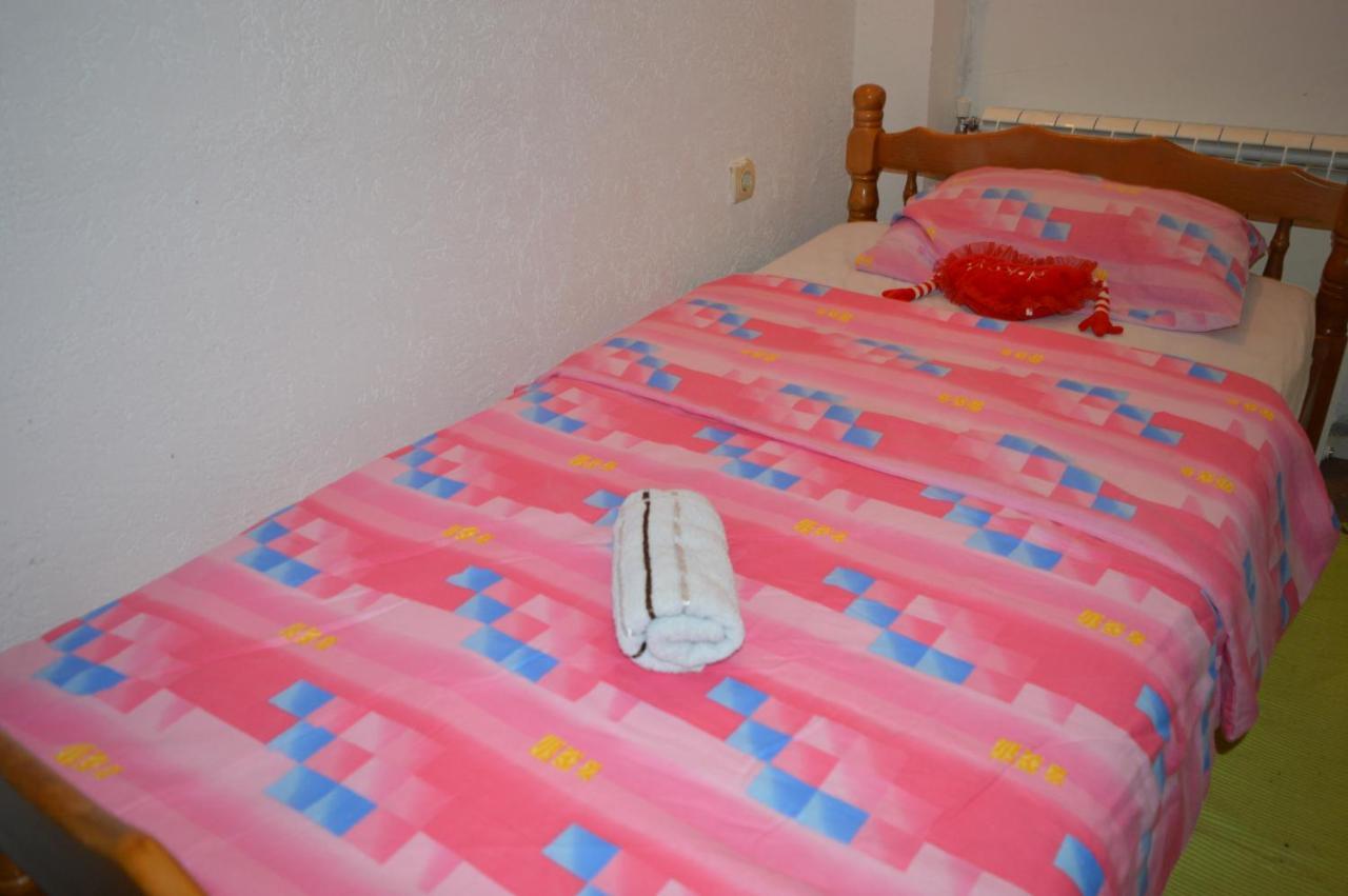 Vujas Village Pleasure Котор Экстерьер фото