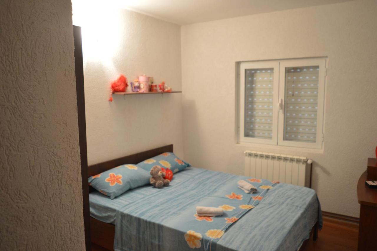 Vujas Village Pleasure Котор Экстерьер фото