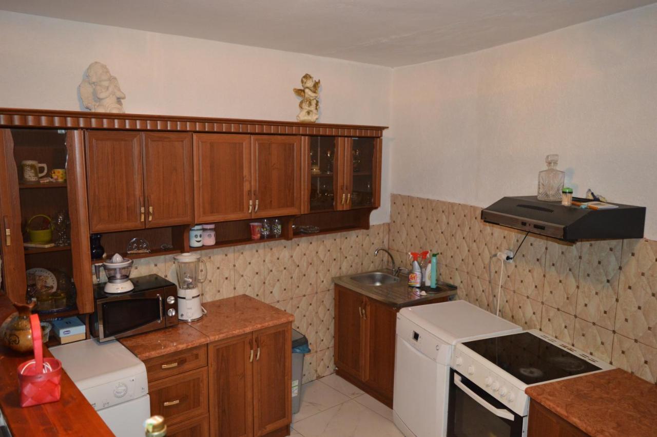 Vujas Village Pleasure Котор Экстерьер фото